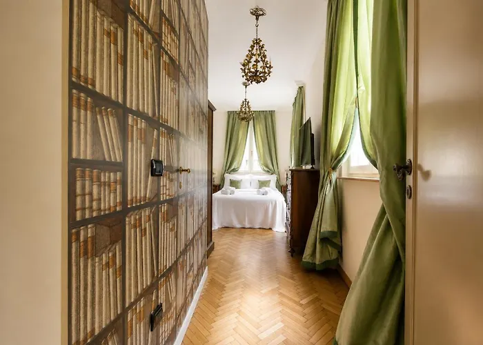 Apartment Vittoria's Atelier In Piazza Di Spagna Rom